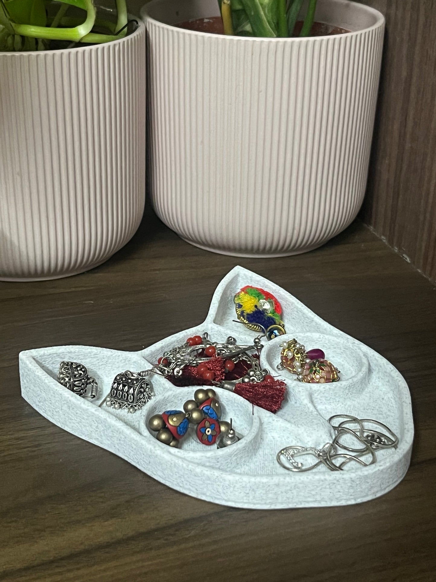 Elegant Cat Tray