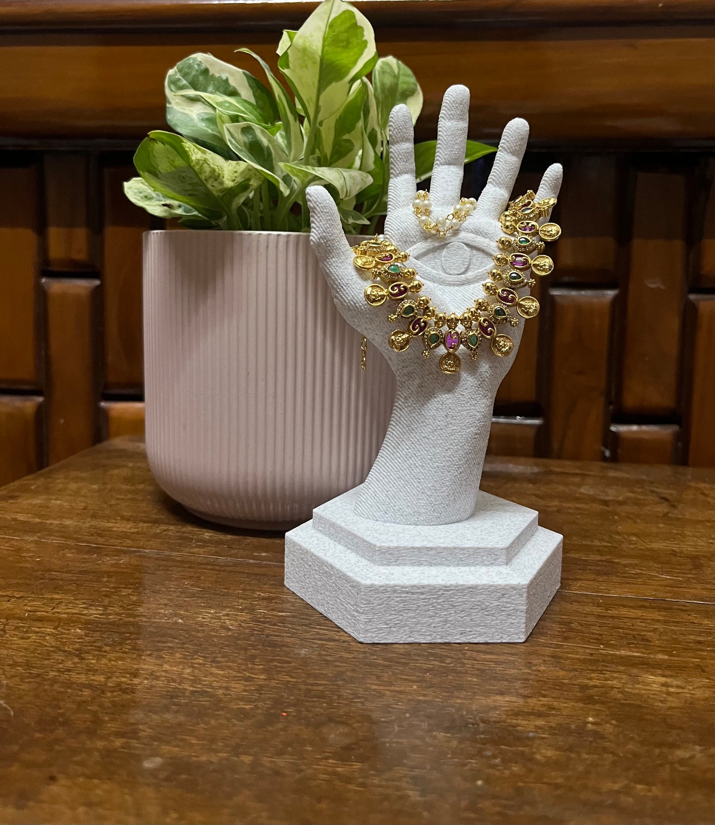 Sculpted Jewellery Hand