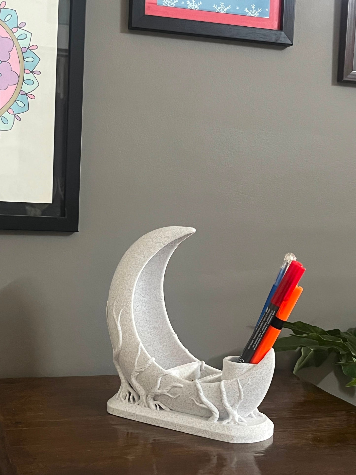Crescent Organiser